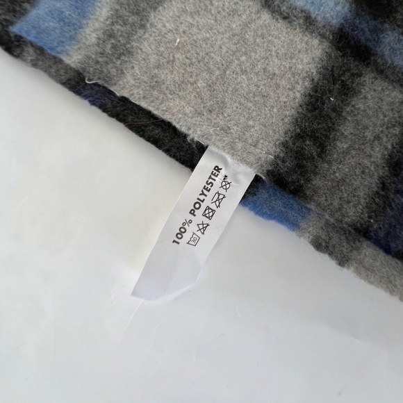 True North Scarf Plaid Tartan Rectangle Gray Black Blue 15" x 72" Very Soft NWT - Picture 3 of 4